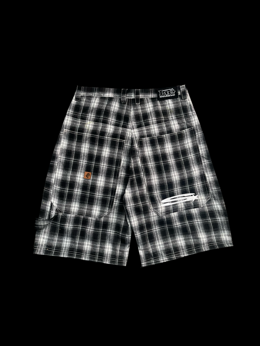 BLACK PLAID LONG SHORTS